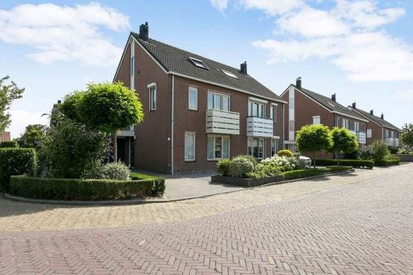 Woning Parelhoen 1 Heinkenszand