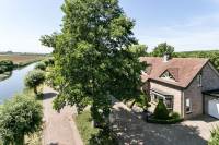 Woning Vaartkant 18 Drimmelen