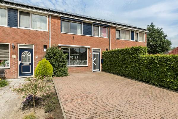 Woning Bovendijks 11 Garrelsweer