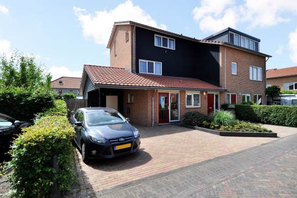 Woning Kamvaren 12 Den Haag