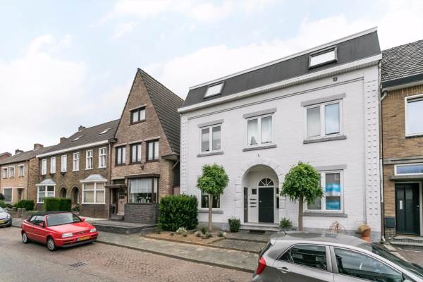 Woning Pastoor Vonckenstraat 24B Geleen