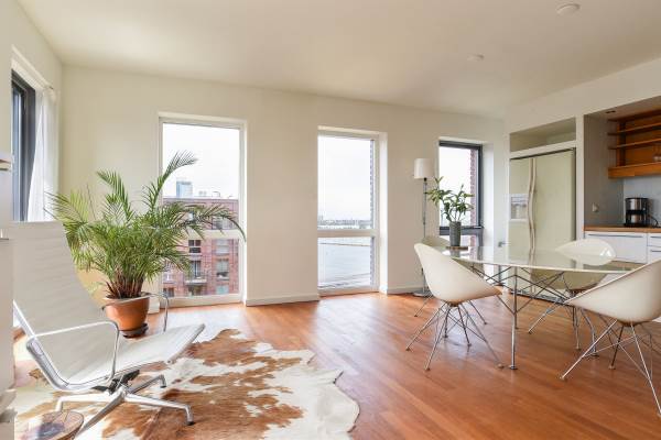 Woning Veembroederhof 277 Amsterdam