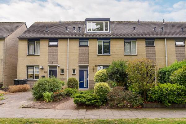 Woning Van den Broek-erf 298 Dordrecht