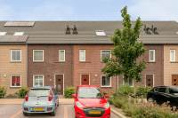 Woning Steur 180 Hendrik-Ido-Ambacht