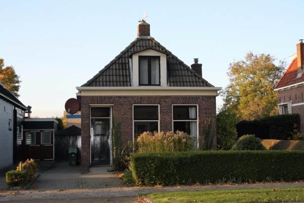 Woning Stationsweg 74 Grou