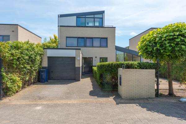 Woning Tolhuisstraat 11 Almere