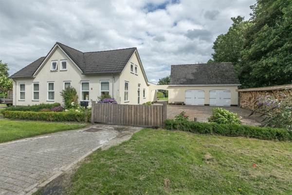Woning Vrouwenlaan-voor 18 Kolham