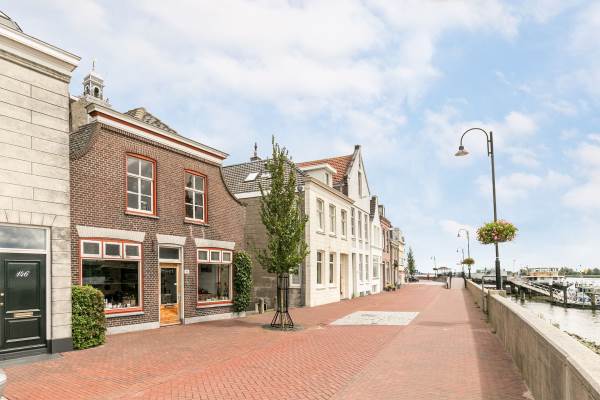 Woning Voorstraat 144 Lekkerkerk
