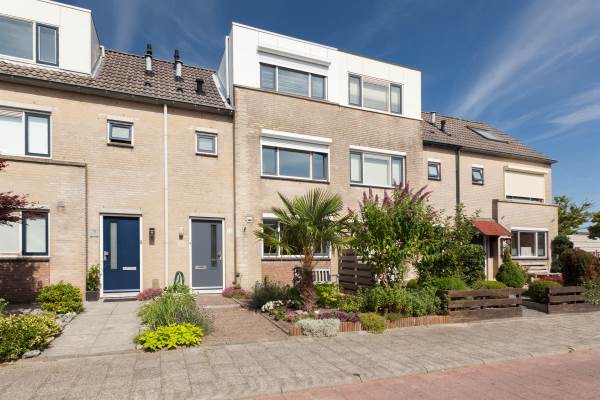 Woning Middenmolenlaan 74 Gouda