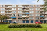 Woning Burgemeester Caan van Necklaan 106 Leidschendam