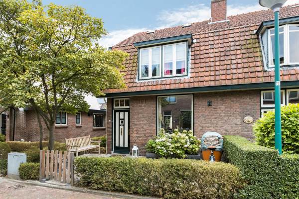 Woning Burgemeester Cambier van Nootenstraat 17 Maarssen