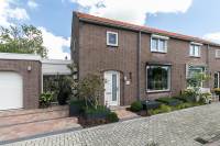 Woning Julianastraat 36 Zuidland