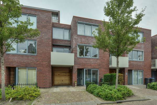 Woning Vrouwemadestraat 54 Roosendaal