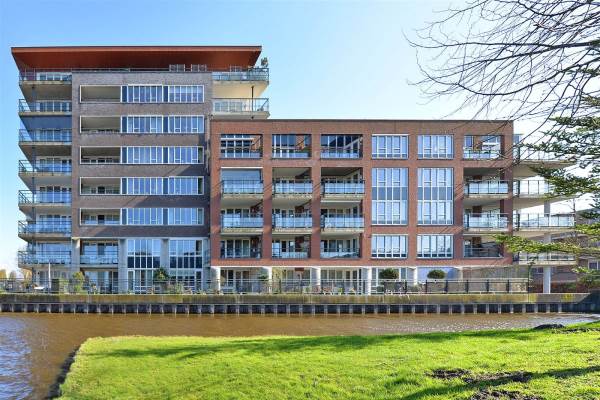 Woning De Oeverlanden 248 Purmerend