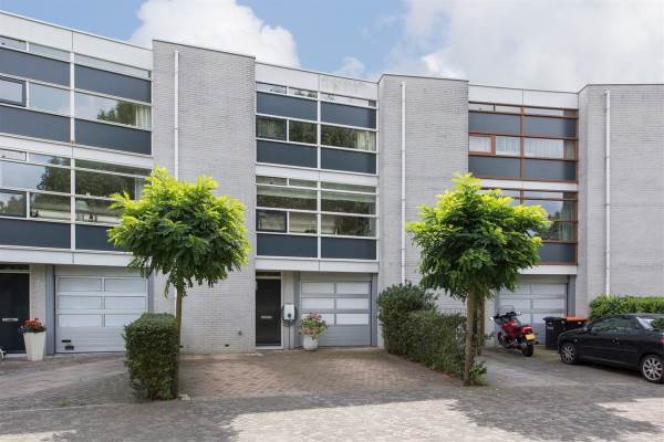 Woning Henri Dunantpark 13 Huizen