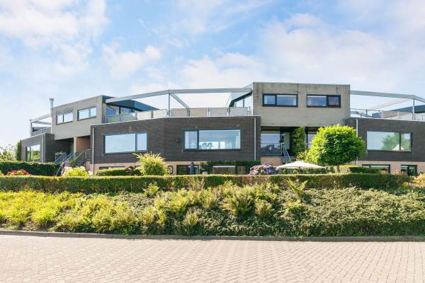 Woning D&#2 51;kdalf 5 Joure