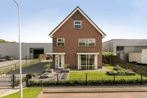 Woning Broekerenk 15 't Loo Oldebroek