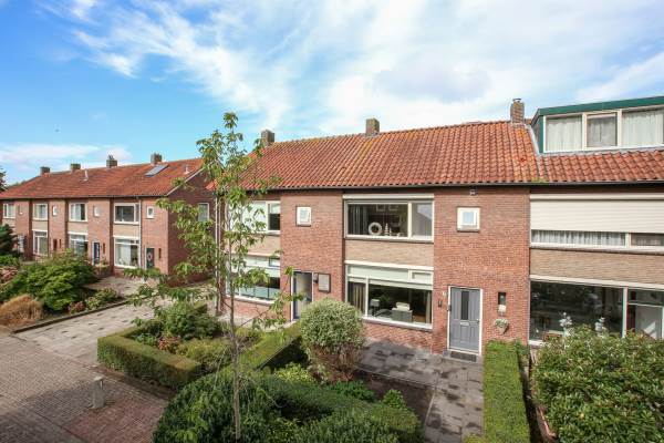 Woning Lorentzweg 21 Lekkerkerk