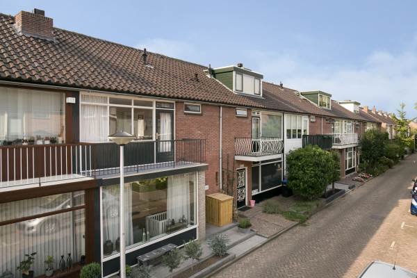 Woning Warmoeziershof 3 Hendrik-Ido-Ambacht