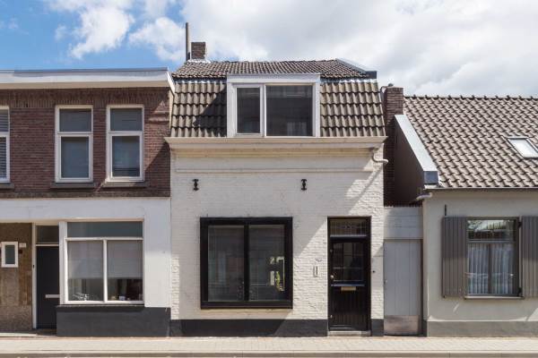 Woning Bisschop Zwijsenstraat 112 Tilburg