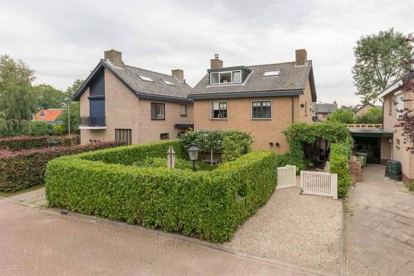 Woning Eiberlaan 24 Hoevelaken