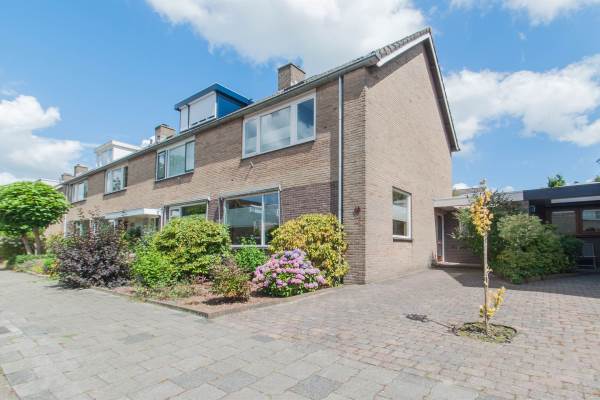 Woning Burgemeester Fernhoutlaan 10 Wilnis