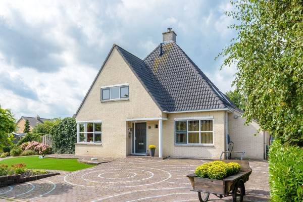 Woning Bongerdstraat 7 Markenbinnen