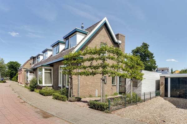 Woning Rijksstraatweg 160 Hellevoetsluis