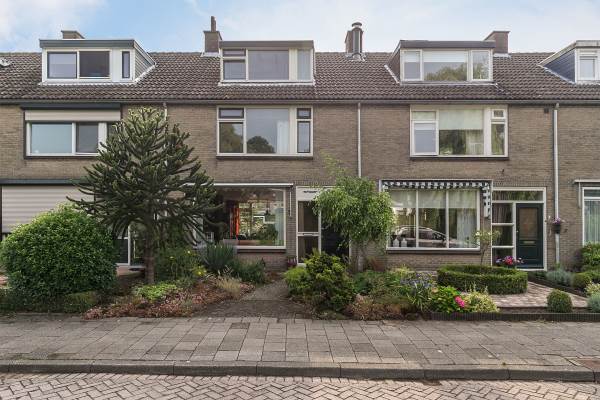 Woning Olivier van Noortsingel 7 Oud-Beijerland