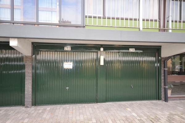 Garage Catharina van Rennesstraat 232 Den Haag
