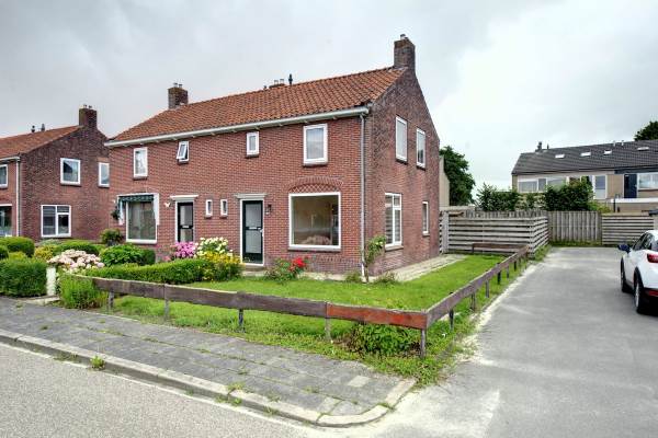 Woning Bansumerweg 28 Holwierde