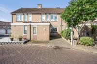 Woning Anna Reynvaanstraat 40 Heemskerk
