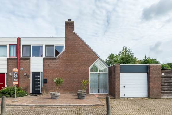 Woning de Iep 27 Hellevoetsluis
