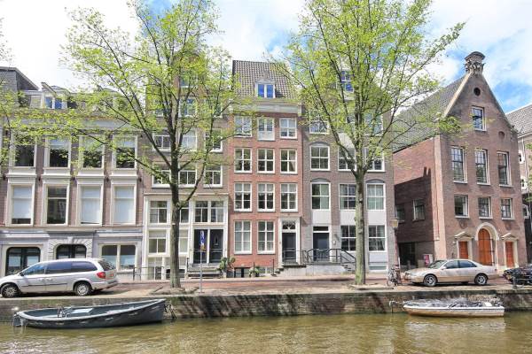 Woning Oudezijds Voorburgwal 280A Amsterdam