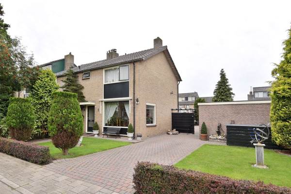 Woning Prof. Oppenheimlaan 15 Baarn