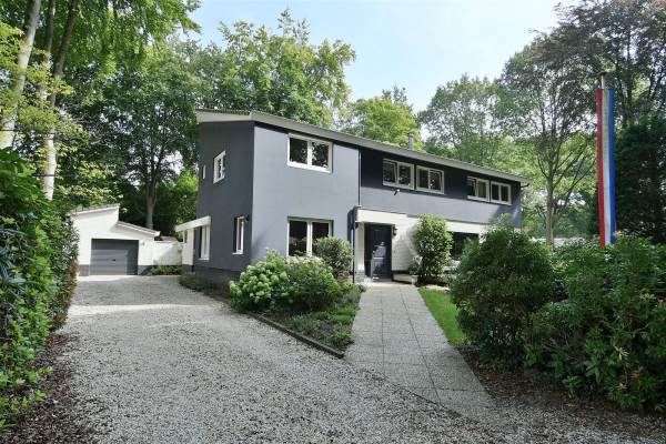 Woning Prinses Carolinalaan 6 Baarn