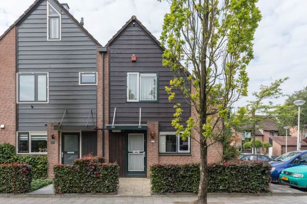 Woning Ring 210 Hendrik-Ido-Ambacht
