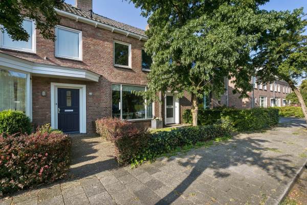 Woning Huize Limburgstraat 20 Oosterhout Nb