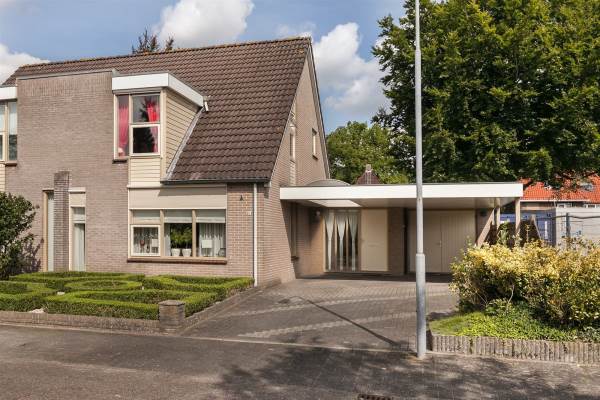 Woning Holthuijzenstede 11 Vaassen