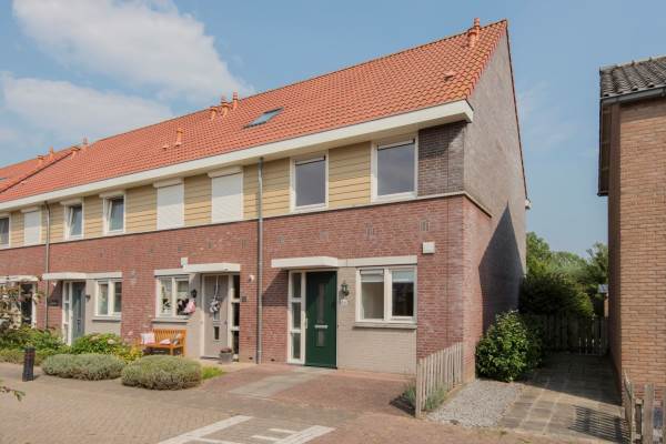 Woning Karel Doormanstraat 66 Hellouw