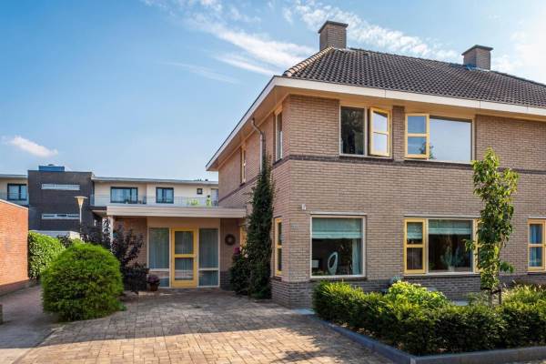 Woning Graaf Reinaldstraat 12 Zaltbommel