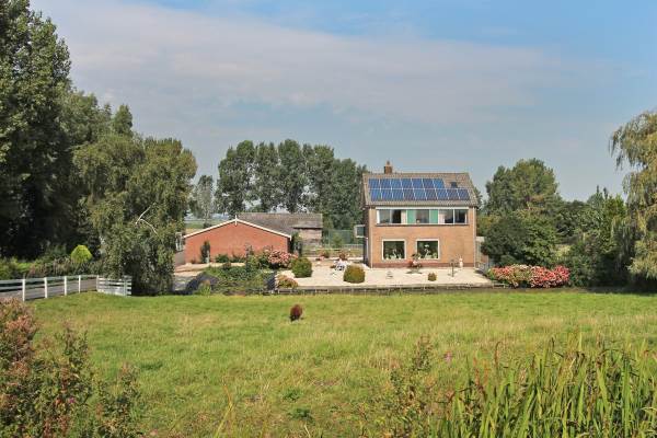 Woning Uiterbuurtweg 55 Nieuwveen