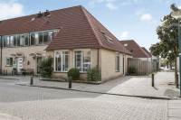 Woning Leeuwerikweide 11 Baarn