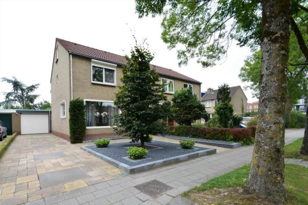 Woning Esdoornlaan 33 Sleeuwijk