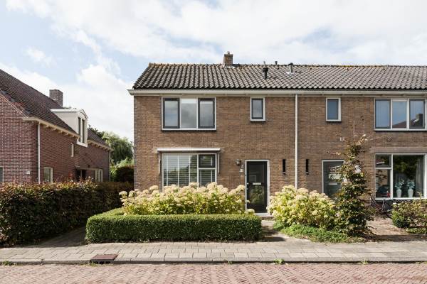 Woning Nico Kolenbergstraat 42 Lutjebroek