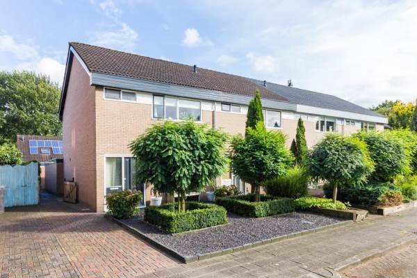 Woning Lange Akker 12 Oosterwolde