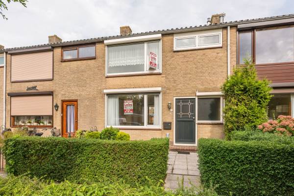 Woning Jhr Mr A F de Savornin Lohmanstraat 19 Zuidland