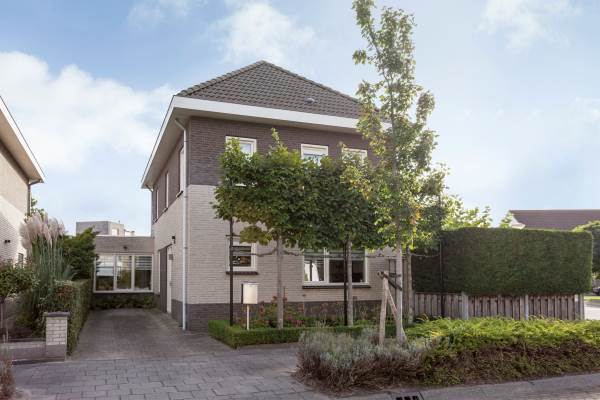 Woning Entstraat 34 Oudenbosch