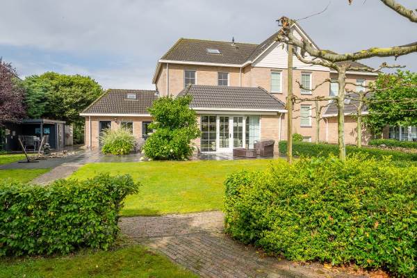 Woning Burg.Mulderlaan 6 Nieuwleusen