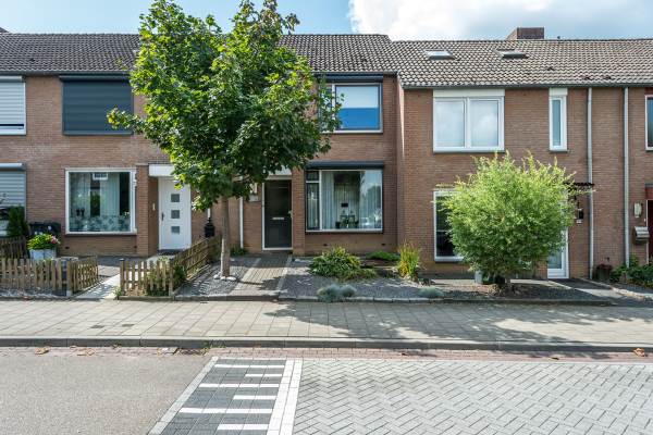 Woning Veldgaard 55 Amstenrade